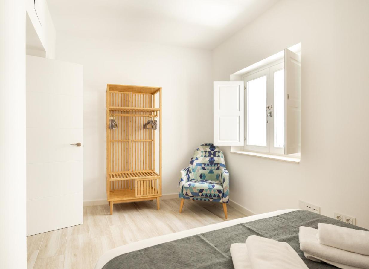 Suite Catedral Little Apartments Cádiz Exteriör bild
